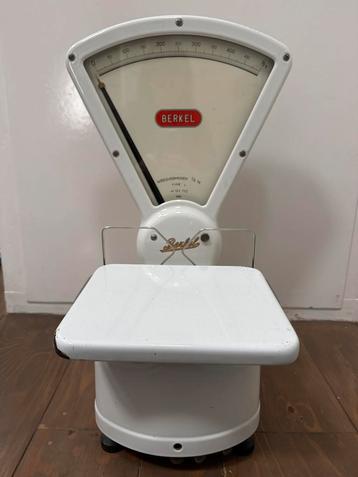 Berkel Keukenweegschaal 1956 - Type L beschikbaar voor biedingen