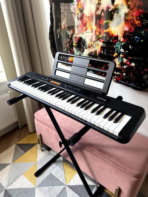 Casio CT-S100 Keyboard met standaard, Muziek en Instrumenten, Keyboards, Zo goed als nieuw, 61 toetsen, Casio, Met standaard, Ophalen