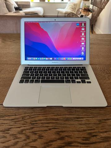 Hele nette MacBook Air  beschikbaar voor biedingen