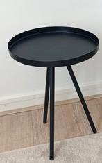 1 Mat Zwart metalen modern Bijzettafeltje, Huis en Inrichting, Tafels | Bijzettafels, Ophalen, Minder dan 55 cm, Metaal of Aluminium