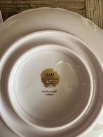 Lichtroze Porseleinen Koffie/Theeservies. Hutschenreuter., Antiek en Kunst, Antiek | Servies compleet, Ophalen of Verzenden