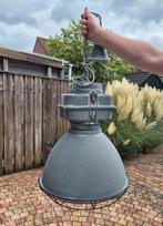 Industriële grijze hanglamp, Huis en Inrichting, Ophalen, Zo goed als nieuw, 50 tot 75 cm