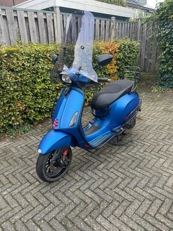 Vespa Sprint-S 2020, Fietsen en Brommers, Scooters | Vespa, Zo goed als nieuw, Vespa S, Maximaal 45 km/u, Benzine, Ophalen