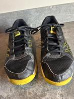 Volleybal schoenen, Sport en Fitness, Volleybal, Ophalen, Gebruikt, Schoenen