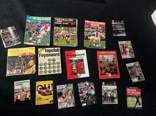 Voetbaltijd Schriften Eredivisie 1971-1972 – Uitstekenden, Boeken, Sportboeken, Zo goed als nieuw, Balsport, Ophalen of Verzenden