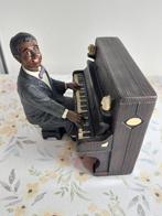 Beeld Enesco 1996 "African Piano player" met muziekdoos, Ophalen of Verzenden, Zo goed als nieuw, Mens