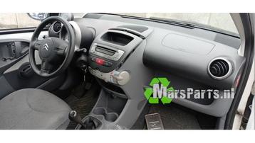 Kontaktslot + Sleutel van een Citroen C1 beschikbaar voor biedingen