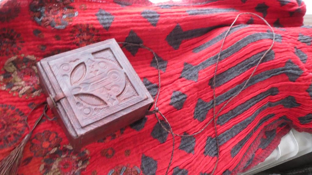 Leren tas, Toeareg handwerk Niger, 13x13x6cm, unica, Sieraden, Tassen en Uiterlijk, Verzenden, Nieuw, Bruin, Schoudertasje
