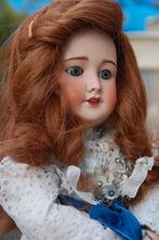 Een antieke Franse pop, Antiek en Kunst, Ophalen of Verzenden