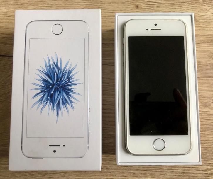 iPhone SE Silver, Telecommunicatie, Mobiele telefoons | Apple iPhone, Gebruikt, 128 GB, Zonder abonnement, Zonder simlock, iPhone SE (2016)