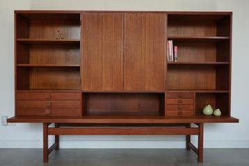 Vintage Mid-Century Highboard kast jaren 60/70 beschikbaar voor biedingen