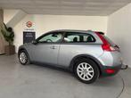 Volvo C30 2.0 Momentum Airco, LMC, Trekhaak, Cruise control, Voorwielaandrijving, 1350 kg, Gebruikt, 4 stoelen