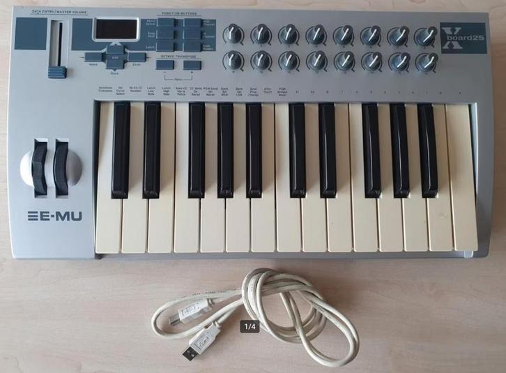 E-mu X-Board 25 midi controller met kabel, Muziek en Instrumenten, Midi-apparatuur, Gebruikt, Ophalen of Verzenden