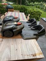 2x Husqvarna 105 maairobot. Jaarlijks onderhouden. Prijs P/S, Tuin en Terras, Robotmaaiers, Ophalen of Verzenden, Gebruikt, Meer dan 25 cm