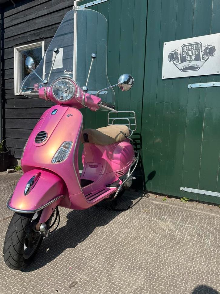 Prachige roze Vespa LX in super mooie staat & zeer lage km, Fietsen en Brommers, Scooters | Vespa, Zo goed als nieuw, Vespa LX