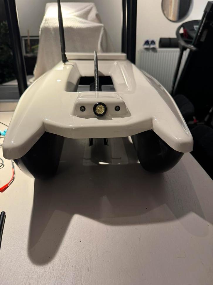 Boogeyman voerboot, Watersport en Boten, Hengelsport | Karpervissen, Zo goed als nieuw, Overige typen, Ophalen of Verzenden