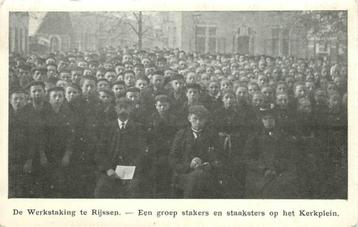 (304-090-043) Rijssen De Werkstaking Een groep stakers en st beschikbaar voor biedingen