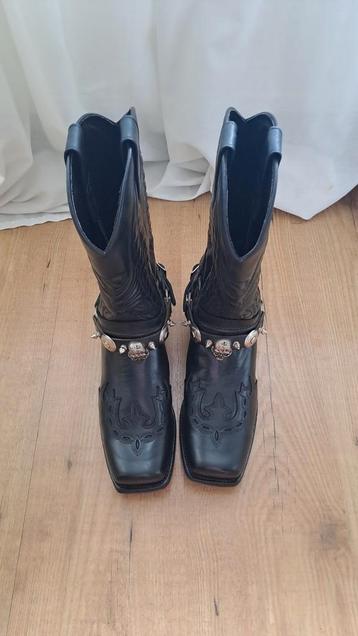 MOTOR/ COWBOY BOOTS  beschikbaar voor biedingen