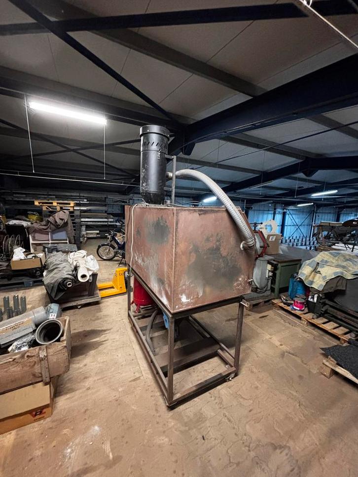 Zelfgemaakte Straalcabine, Zakelijke goederen, Machines en Bouw | Industrie en Techniek, Ophalen