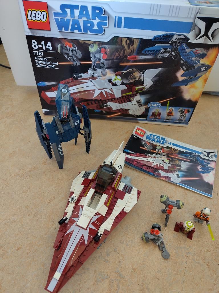 LEGO Star Wars 7751 Ahsoka's Starfighter & Vulture Droid, Kinderen en Baby's, Speelgoed | Duplo en Lego, Ophalen of Verzenden