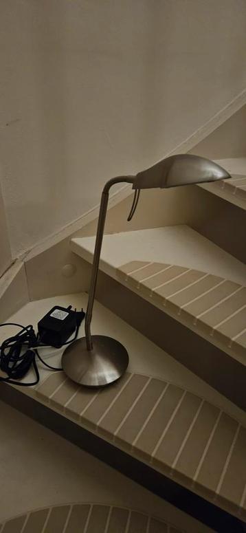 Bureau lamp  beschikbaar voor biedingen