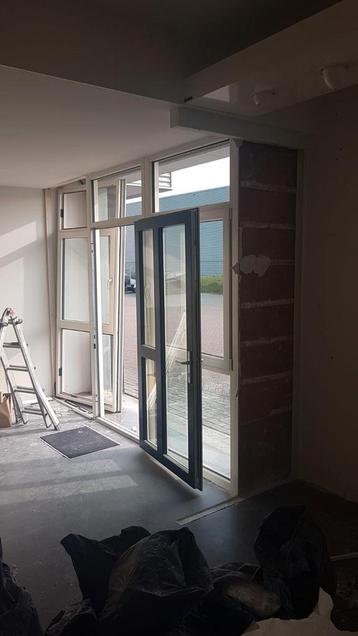 3.6 meter pui mist enkele ruiten(gesneuveld) beschikbaar voor biedingen