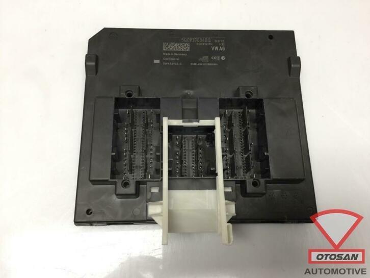 vw tiguan 5na 2018 bcm boordnet module 5q0937084bq, Auto-onderdelen, Elektronica en Kabels, Volkswagen, Gebruikt, Ophalen of Verzenden