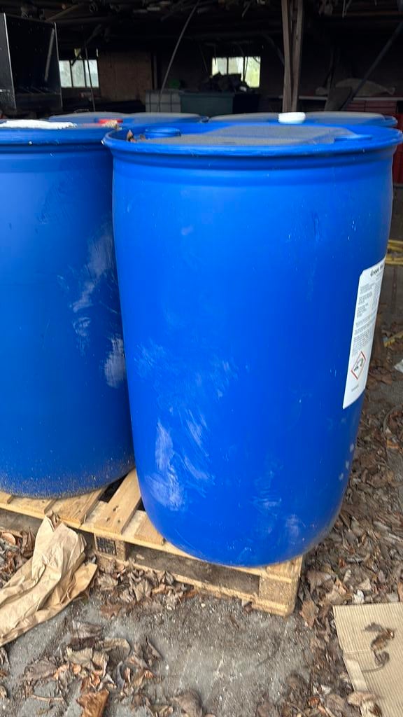 Vaten 220 Liter, Tuin en Terras, Regentonnen, 150 liter of meer, Ophalen of Verzenden, Zo goed als nieuw