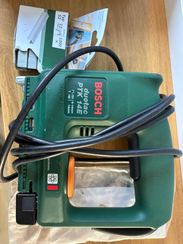 Bosch Duotack PTK 14E tacker in zeer goede staat, Ophalen of Verzenden, Zo goed als nieuw