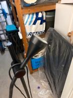 Zwarte vloerlamp met ronde voet, Huis en Inrichting, Lampen | Vloerlampen, Ophalen of Verzenden, Gebruikt, Metaal, 150 tot 200 cm