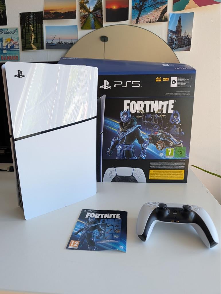 PS5 Digital Edition 1TB - Fortnite Bundel (Nieuwstaat), Spelcomputers en Games, Spelcomputers | Sony PlayStation 5, Ophalen, Zo goed als nieuw