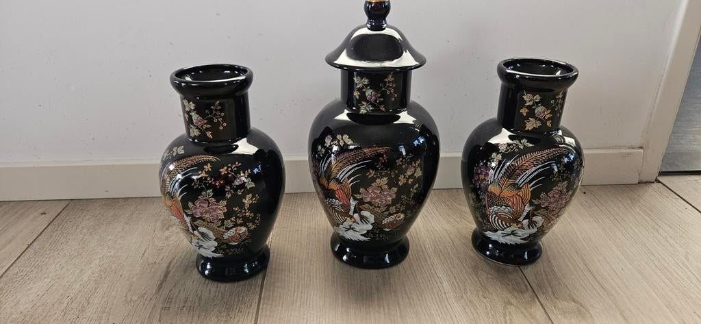 Set van 3 Chinese vazen met pauwen en bloemmotieven, Antiek en Kunst, Ophalen