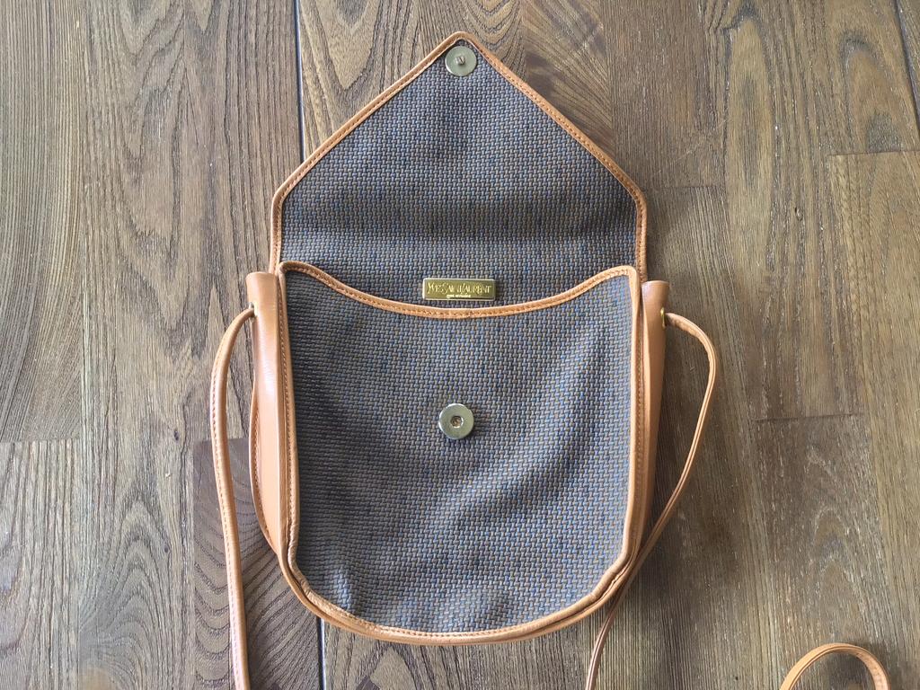 Prachtige,Vintage jaren 80 Yves Saint Laurent tas, Sieraden, Tassen en Uiterlijk, Tassen | Damestassen, Ophalen of Verzenden, Zo goed als nieuw