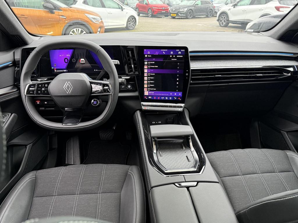 Renault Austral 1.3 mild hybrid 160 X-tronic techno | Panora, Auto's, Renault, Stof, 1800 kg, 4 cilinders, Met garantie (alle)
