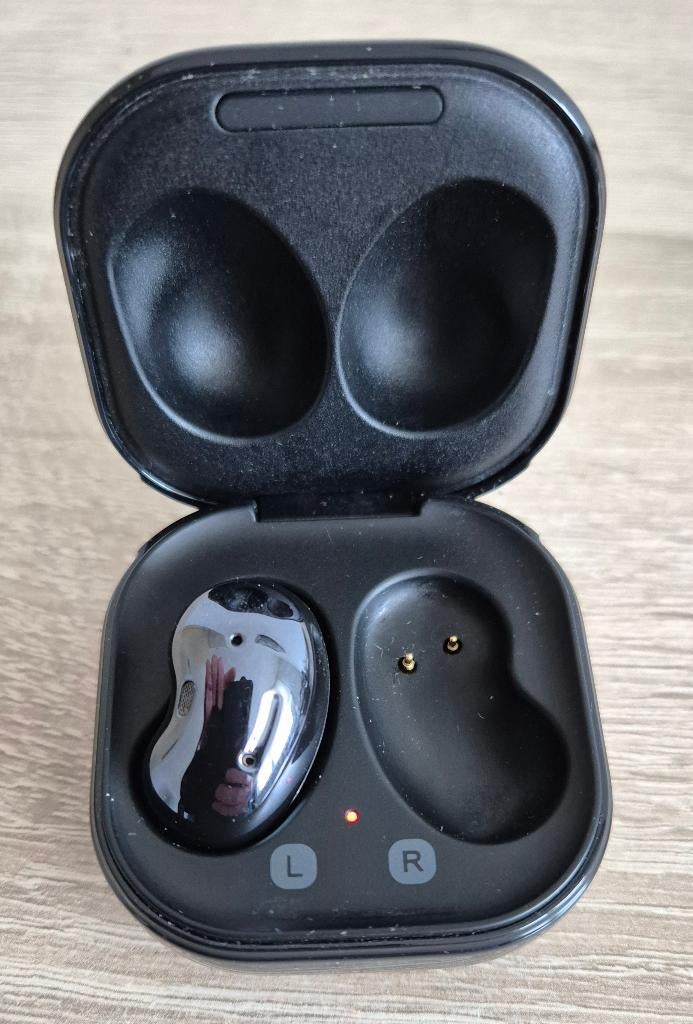 Samsung Galaxy Buds Live, Telecommunicatie, Mobiele telefoons | Oordopjes, Ophalen of Verzenden, Gebruikt, In oorschelp (earbud)