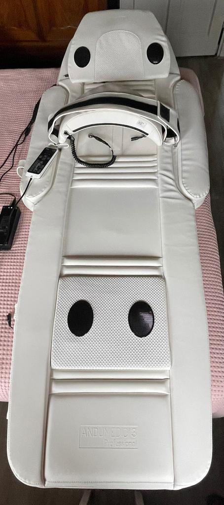 Massagebed,HHP massage bed, mechanische trilling,infrarood, Sport en Fitness, Massageproducten, Ophalen, Zo goed als nieuw, Apparaat