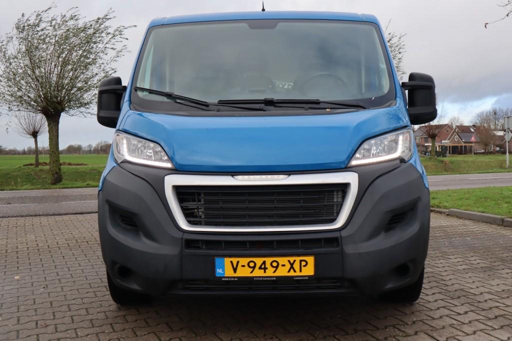 Peugeot Boxer 330 2.0 BlueHDI L2H1 I Nieuw distributie I Tre, Gebruikt, 4 cilinders, Met garantie (alle), Bedrijf