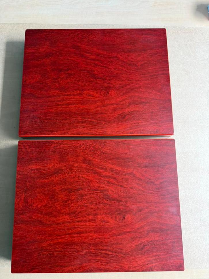 Leuchtturm trio voor 18 series euromunten als nieuw, Postzegels en Munten, Munten en Bankbiljetten | Toebehoren, Verzamelmap, Ophalen of Verzenden