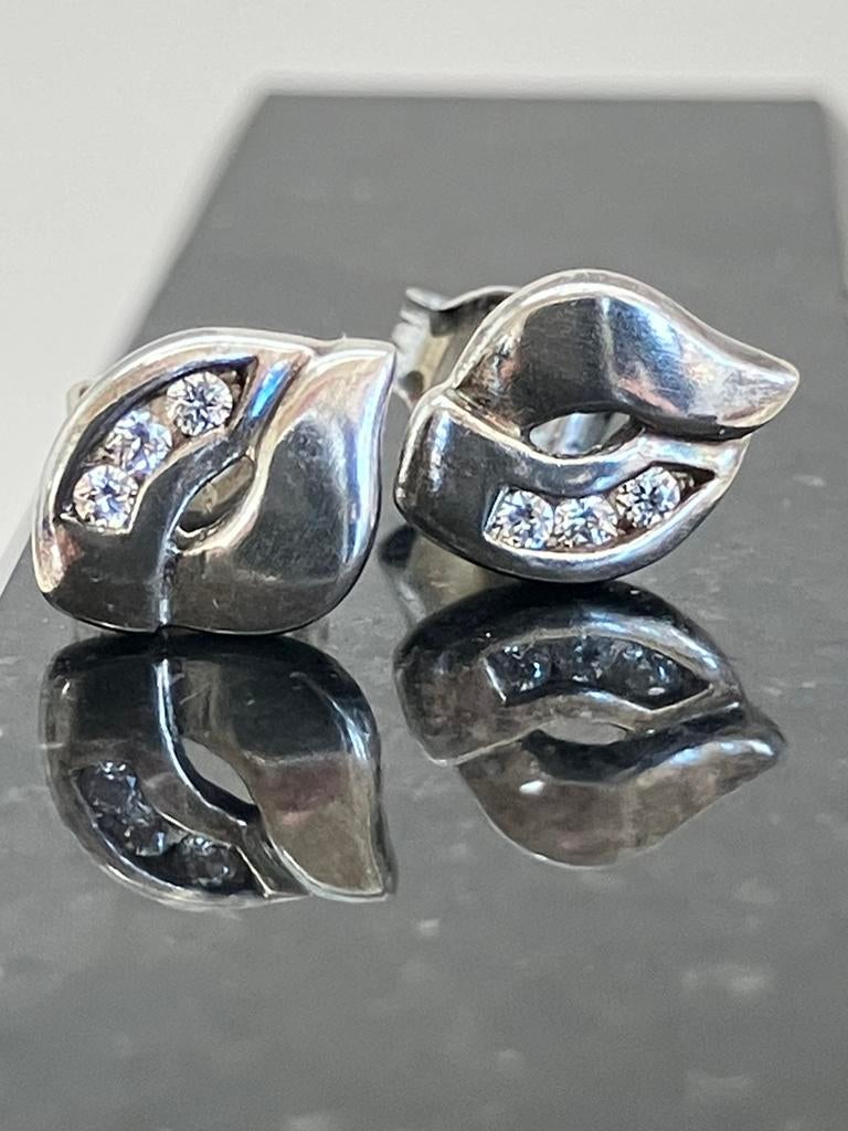 Kleine zilveren oorstekers, Sieraden, Tassen en Uiterlijk, Oorbellen, Ophalen of Verzenden, Zo goed als nieuw, Zilver