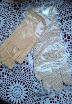 Mooie  oude bewerkte dames hanschoenen, Antiek en Kunst, Ophalen of Verzenden