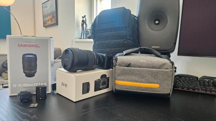 Sony ZV-E1 met Samyang AF 35-150MM F2-2.8 FE en accessoires, Audio, Tv en Foto, Fotocamera's Digitaal, Zo goed als nieuw, Spiegelreflex