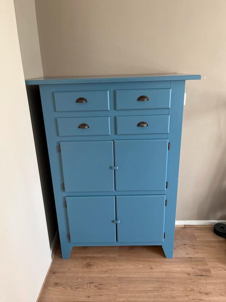 Blauwe kast met lades en deuren, Huis en Inrichting, Kasten | Dressoirs, Gebruikt, 100 tot 150 cm, 50 tot 75 cm, Met lade(s), Overige houtsoorten