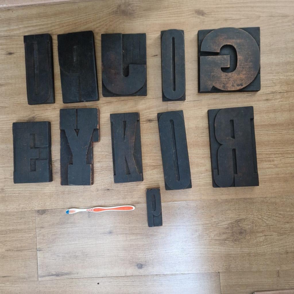 Vintage houten drukletters - Set van 10, Ophalen of Verzenden
