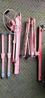 TE HUUR: (gips)platenlift en/of kamersteiger €7,50 per dag, Ophalen, Overige typen, Minder dan 2 meter