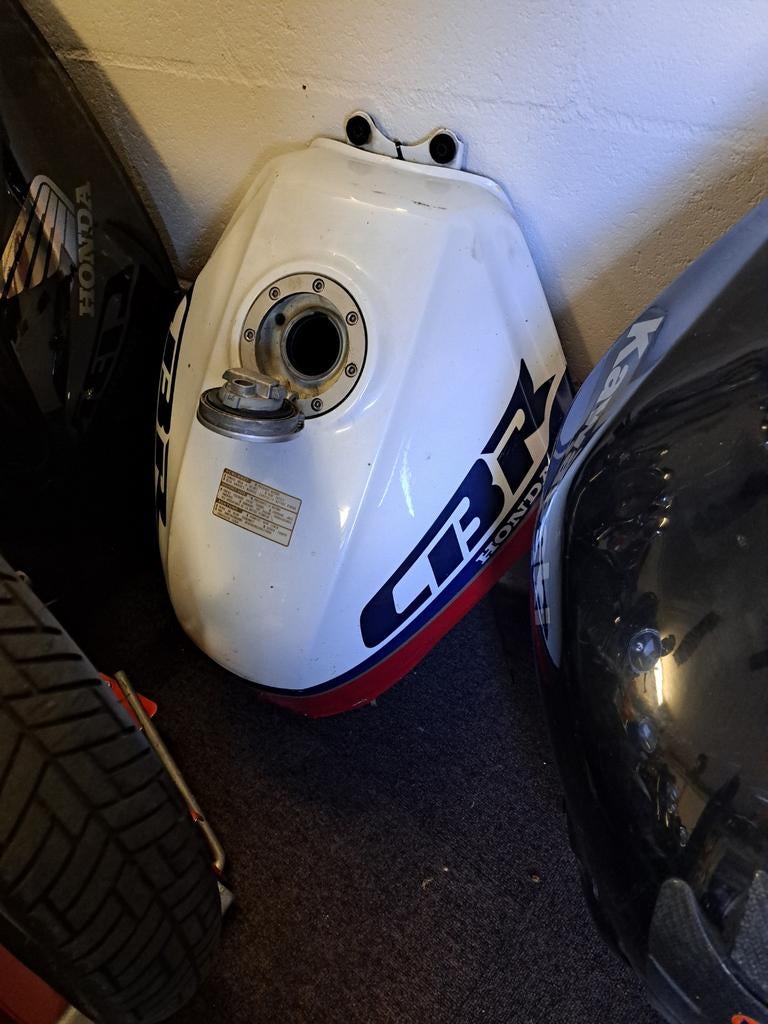 Honda CBR 600 brandstoftank - Wit/Blauw/Rood, Ophalen of Verzenden
