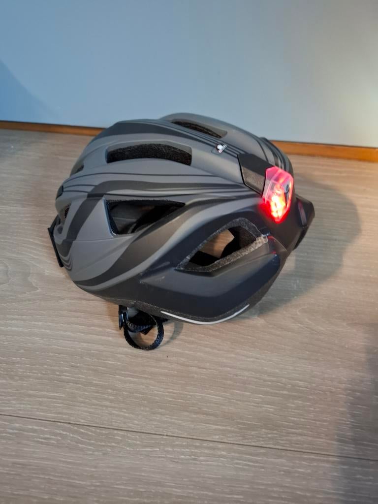 Crivit mountainbike helm, Fietsen en Brommers, Fietsaccessoires | Fietshelmen, Ophalen of Verzenden, Nieuw, Heer of Dame, Crivit