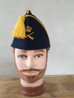 Schuitje-kepie-Muts Gele rijders. Artillerie ., Ophalen of Verzenden, Landmacht, Nederland, Helm of Baret