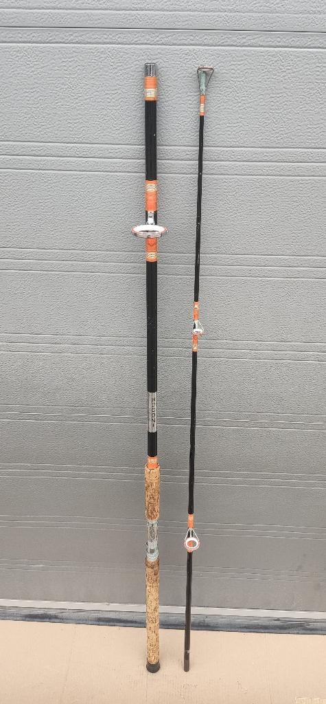 Roconi Hengel Met Klapoog / 2,70 Meter / 150 Gram / 2-Delig, Ophalen, Gebruikt, Werphengel