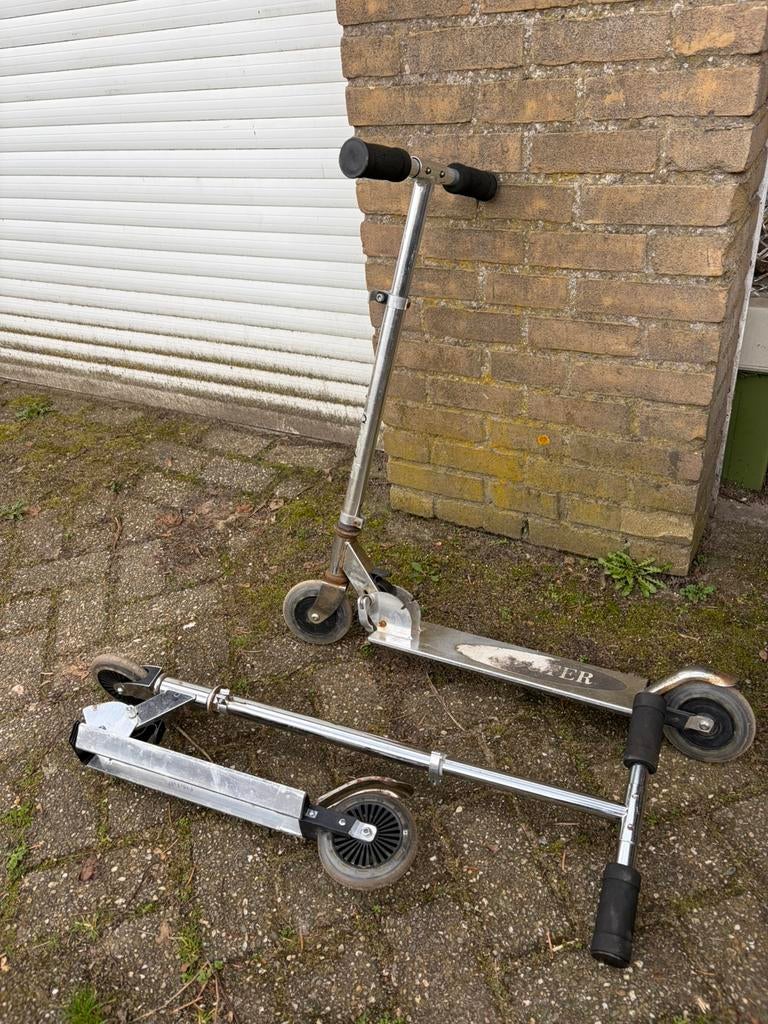 Twee stepjes, prijs per stuk, Fietsen en Brommers, Steps, Ophalen, Zo goed als nieuw, Gewone step