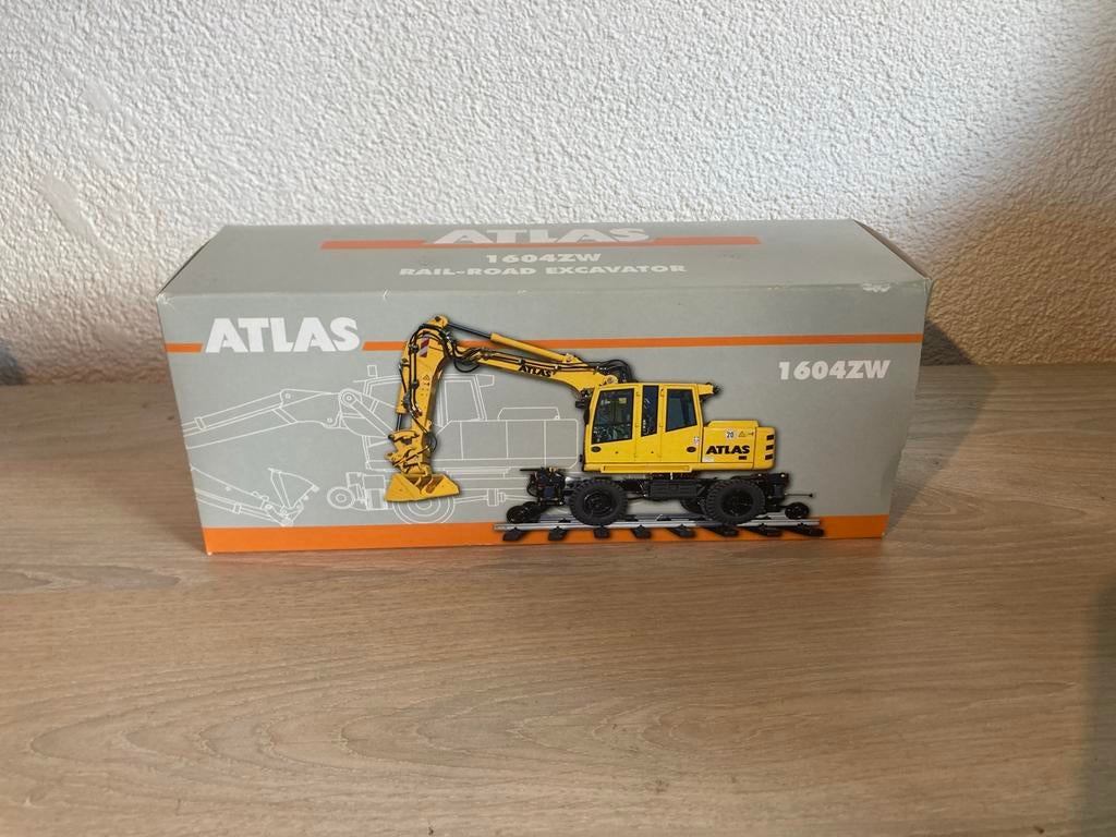 Atlas 1604ZW Rail-Road Graafmachine Model, Hobby en Vrije tijd, Modelauto's | 1:50, Ophalen of Verzenden, Zo goed als nieuw, Overige typen